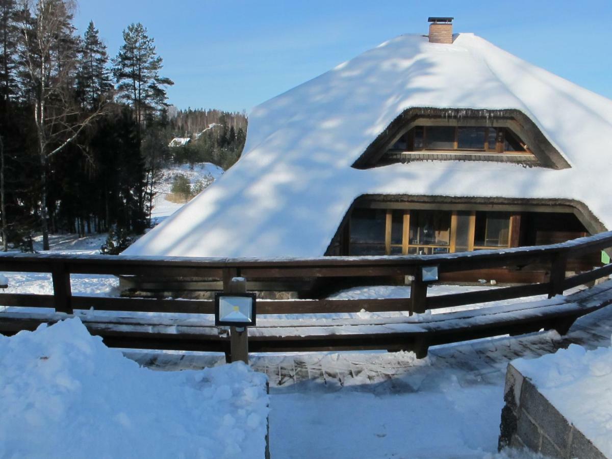 Gasthaus Dzeni Amatciems Exterior foto