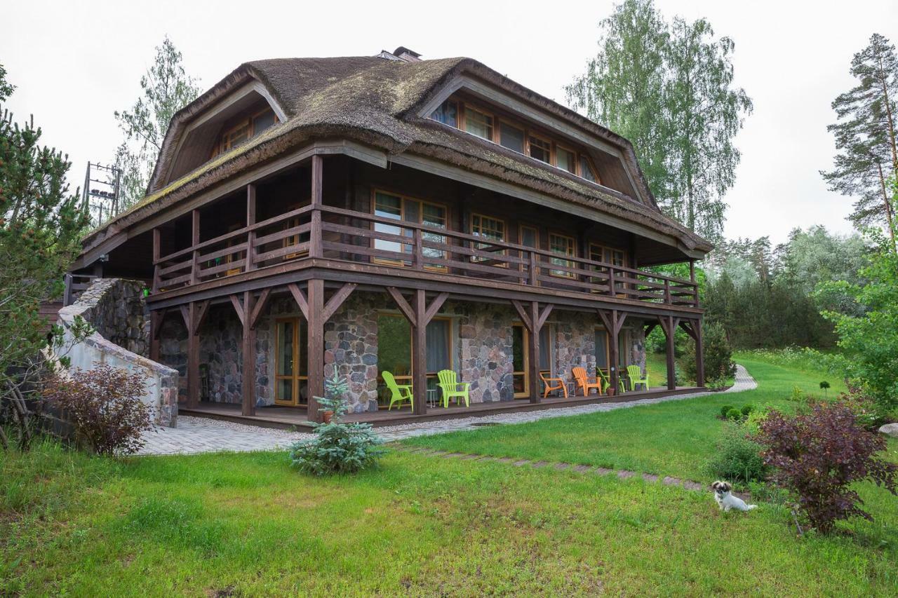 Gasthaus Dzeni Amatciems Exterior foto